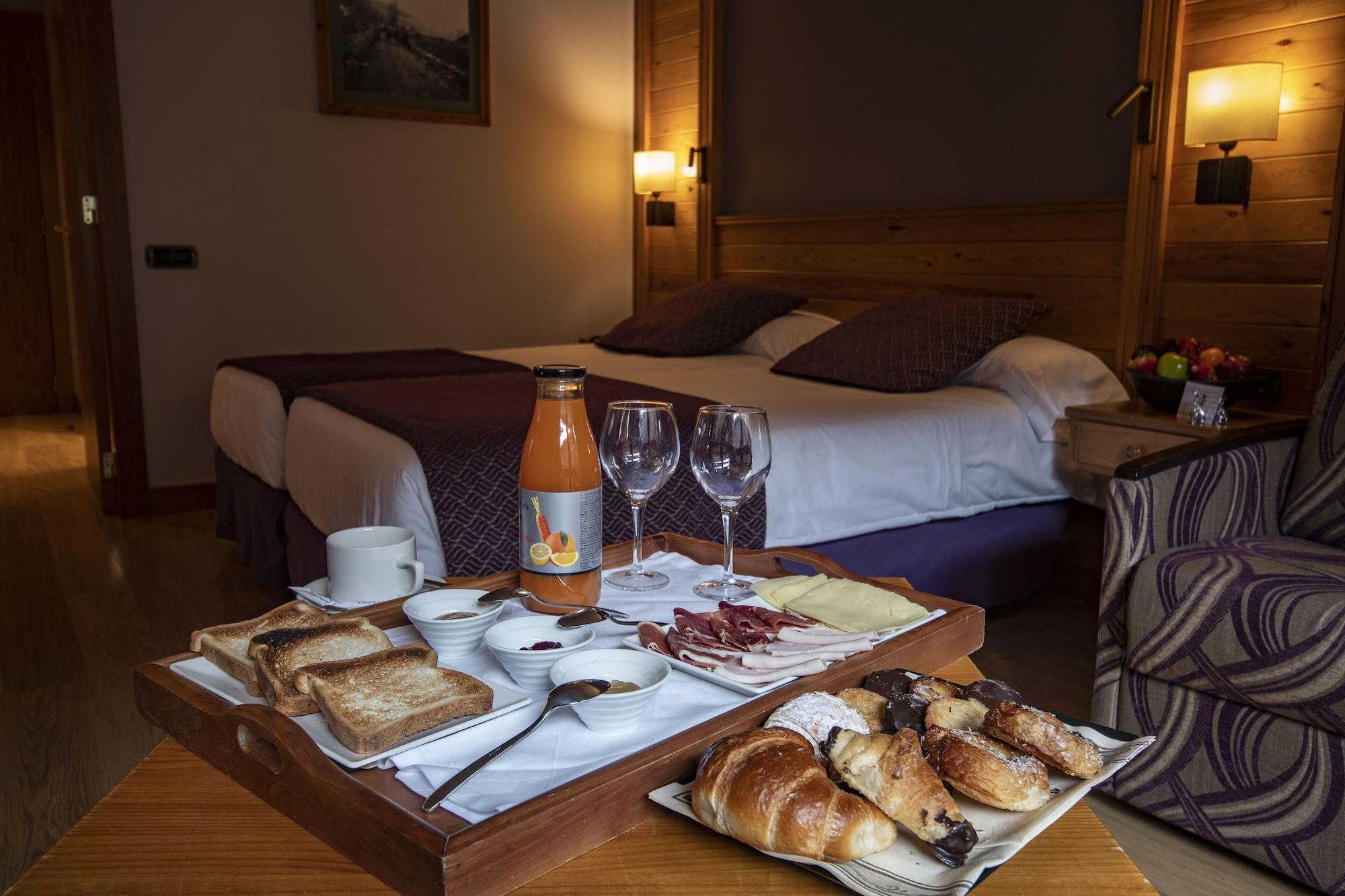 אל טארטר Hotel Nordic מראה חיצוני תמונה