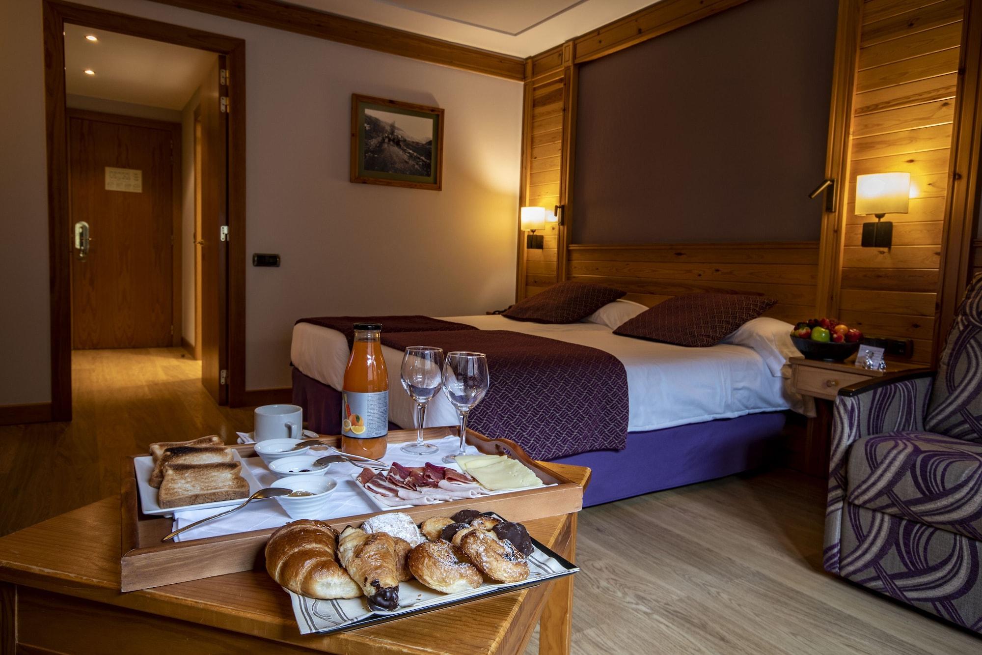 אל טארטר Hotel Nordic מראה חיצוני תמונה
