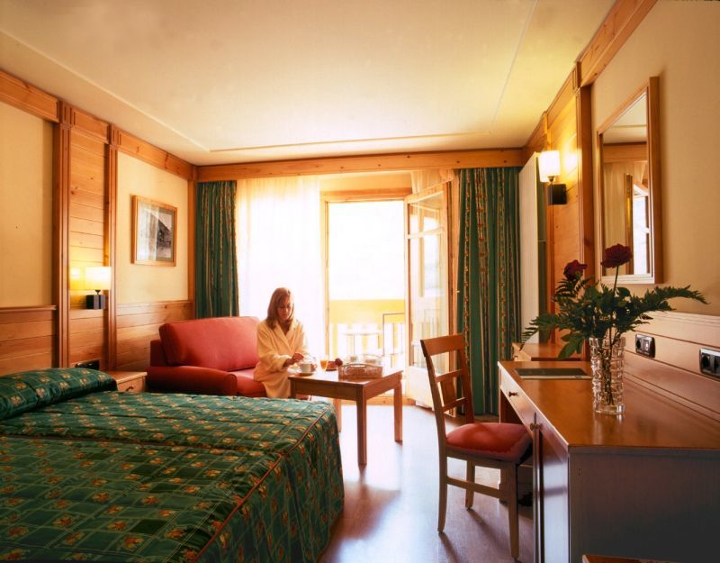 אל טארטר Hotel Nordic מראה חיצוני תמונה